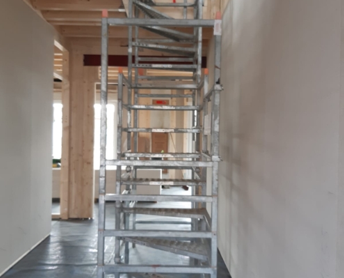 bautreppemieten - 1 Geschoss, 2x 1:4-gewendelt mit Sonderhöhe - 1