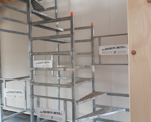 bautreppemieten - 1 Geschoss, 2x 1:4-gewendelt mit Sonderhöhe - 3