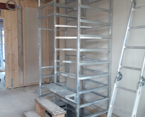 bautreppemieten - 2 Geschosse Sonderhöhe mit Stegbau - 1