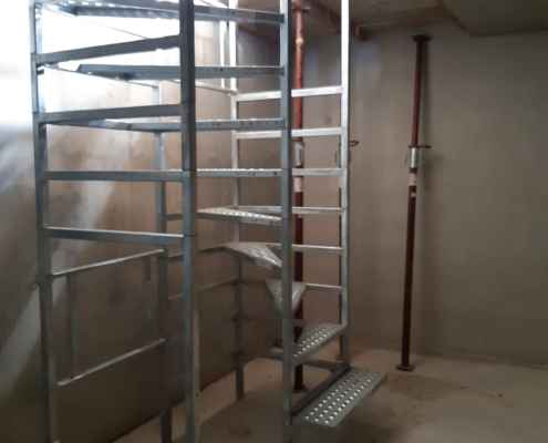 bautreppemieten - 2 Geschosse Sonderhöhe mit Stegbau - 2